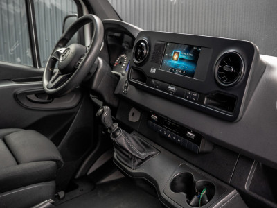 Mercedes-Benz Sprinter 311 CDI RWD L2H2 | | Volledig Ingericht | Mbux | Camera | Climatronic 2