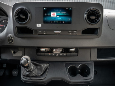 Mercedes-Benz Sprinter 311 CDI RWD L2H2 | Volledig Ingericht | Mbux | Camera | Climatronic 21