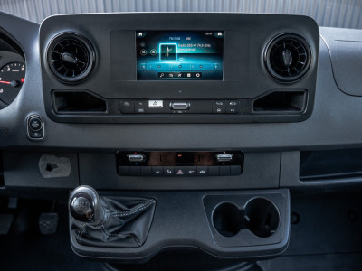 Mercedes-Benz Sprinter 311 CDI RWD L2H2 | Volledig Ingericht | Mbux | Camera | Climatronic 21
