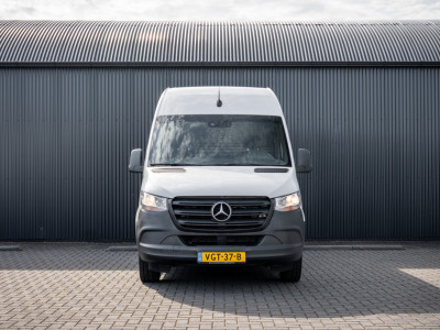 Mercedes-Benz Sprinter 311 CDI RWD L2H2 | Volledig Ingericht | Mbux | Camera | Climatronic 3