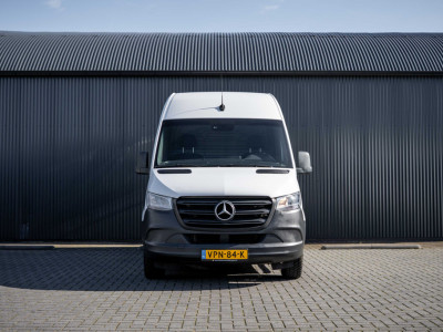 Mercedes-Benz Sprinter 311 CDI RWD L2H2 | Volledig Ingericht | Mbux | Camera | Climatronic foto 3