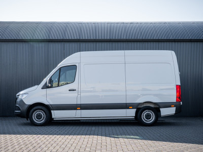 Mercedes-Benz Sprinter 311 CDI RWD L2H2 | Volledig Ingericht | Mbux | Camera | Climatronic 5
