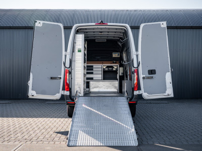 Mercedes-Benz Sprinter 311 CDI RWD L2H2 | Volledig Ingericht | Mbux | Camera | Climatronic 9