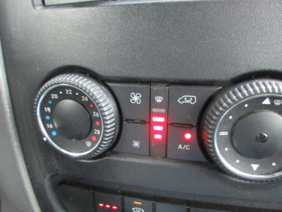 Mercedes-Benz Sprinter 313 CDI L2H2 ,automaat ,airco ,2 x schuifdeur foto 11