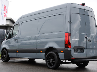 Mercedes-Benz Sprinter 314 2.2 CDI L2H2 PB Edition 360 Camera, Carplay, Cruise, LED, 10,5 Mbux, Automaat, 143pk, Geveerde Stoel, NAVI, Uniek! foto 3