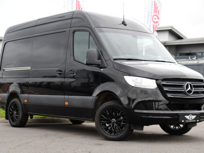 Mercedes-Benz Sprinter 314 2.2 CDI L2H2 RWD Black Edition Camera, Carplay, Sensoren, 143pk, Automaat, Trekhaak, 7 Mbux, Uniek! foto 5