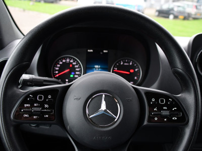 Mercedes-Benz Sprinter 314 2.2 CDI L2H2 RWD Camera, Cruise, Carplay, Sensoren, Multimedia, Stoelverwarming, UNIEK! foto 15