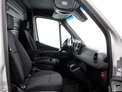 Mercedes-Benz Sprinter 314 CDI 143pk E6 9G Automaat L1H1 LED/ACC/Camera/Inrichting 04-2021 foto 3