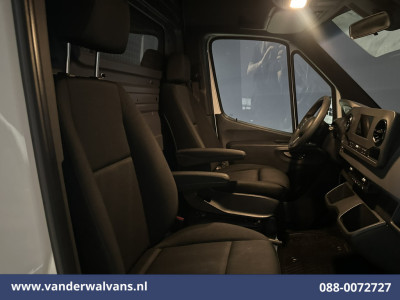 Mercedes-Benz Sprinter 314 CDI 143pk L1H2 Euro6 Airco | Camera | Navigatie | Apple Carplay | Chauffeursstoel Android Auto, Parkeersensoren foto 7