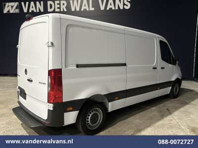 Mercedes-Benz Sprinter 314 CDI 143pk L2H1 Euro6 Airco | Camera | Navigatie | Apple Carplay | Cruisecontrol Android Auto, Chauffeursstoel, Bijrijdersbank foto 13