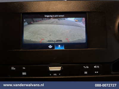 Mercedes-Benz Sprinter 314 CDI 143pk L2H2 Euro6 Airco | Imperiaal | Camera | Apple Carplay | LM Velgen | Cruisecontrol Android Auto, Trekhaak, Sidebars, Bumper Kit, Bijrijdersbank foto 3