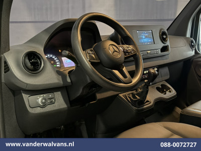 Mercedes-Benz Sprinter 314 CDI 143pk L2H2 Euro6 Airco | Navigatie | Trekhaak | Camera | Apple Carplay Android Auto, Trap, Leder 17