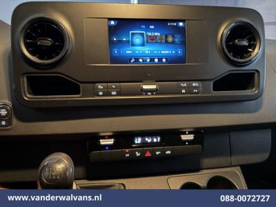 Mercedes-Benz Sprinter 314 CDI 143pk L2H2 Euro6 Airco | Navigatie | Trekhaak | Camera | Apple Carplay Android Auto, Trap, Leder 2