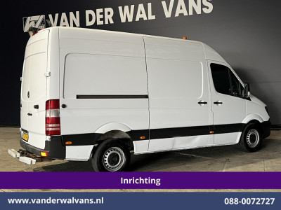 Mercedes-Benz Sprinter 314CDI 143pk L2H2 inrichting Euro6 Airco | Camera | Navigatie | 2800kg Trekhaak Omvormer Cruisecontrol, Chauffeursstoel, Parkeersensoren foto 15