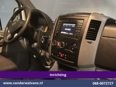 Mercedes-Benz Sprinter 314CDI 143pk L2H2 inrichting Euro6 Airco | Camera | Navigatie | 2800kg Trekhaak Omvormer Cruisecontrol, Chauffeursstoel, Parkeersensoren foto 21
