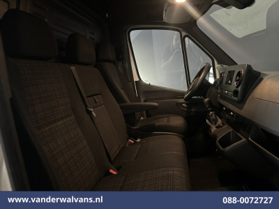 Mercedes-Benz Sprinter 314 CDI 143pk L3H2 Euro6 Airco | Camera | Apple Carplay | Android Auto Parkeersensoren, Bijrijdersbank foto 5