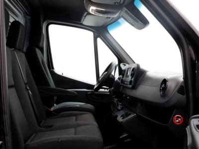 Mercedes-Benz Sprinter 314 CDI 143pk RWD L2H2 Airco/Navi/Camera 11-2019 3