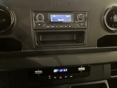Mercedes-Benz Sprinter 314 CDI BE-Combi Clixtar N1 Aut. / Laadklep / Laadverm. 2.832 KG / Euro 6 /  Airco / Cruise Control / 3-Zits foto 14