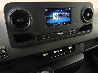 Mercedes-Benz Sprinter 314CDI L2H2 Werkplaats inrichting | Navigatie | Camera | Airco | Cruise | 3-Zits | 18