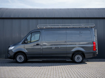 Mercedes-Benz Sprinter 314 CDI RWD L2H1 | Automaat | 3-Zits | Camera | Cruise | Mbux | Airco | Imperiaal foto 7