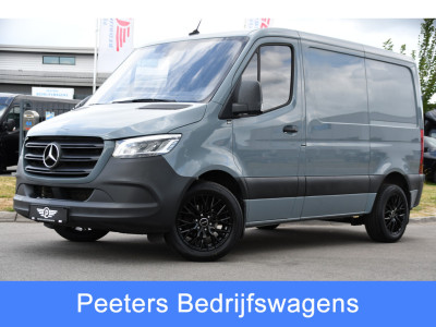 Mercedes-Benz Sprinter 315 1.9 CDI L1H1 PB Edition Adaptieve Cruise, Camera, Carplay, NAVI, LED, 10,5 Mbux, LED, Automaat, Trekhaak, Stoelverwarming, Standkachel, Leder, Uniek!