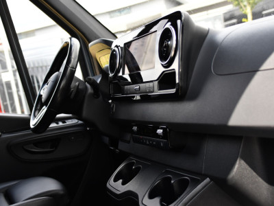 Mercedes-Benz Sprinter 315 1.9 CDI L1H1 PB Edition Adaptieve Cruise, Camera, Carplay, NAVI, LED, 10,5 Mbux, LED, Automaat, Trekhaak, Stoelverwarming, Standkachel, Leder, Uniek! foto 19