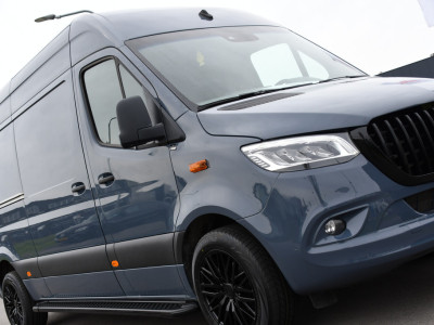 Mercedes-Benz Sprinter 315 1.9 CDI L2H2 AMG Edition Adaptieve Cruise, Camera, Carplay, 150pk, LED, Dodehoek, Sensoren, Multimedia, Uniek! foto 18