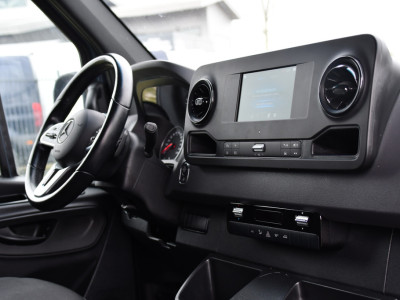 Mercedes-Benz Sprinter 315 1.9 CDI L2H2 AMG Edition Adaptieve Cruise, Camera, Carplay, 150pk, LED, Dodehoek, Sensoren, Multimedia, Uniek! foto 20