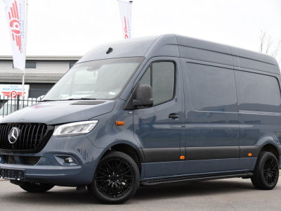 Mercedes-Benz Sprinter 315 1.9 CDI L2H2 AMG Edition Adaptieve Cruise, Camera, Carplay, 150pk, LED, Dodehoek, Sensoren, Multimedia, Uniek! foto 4