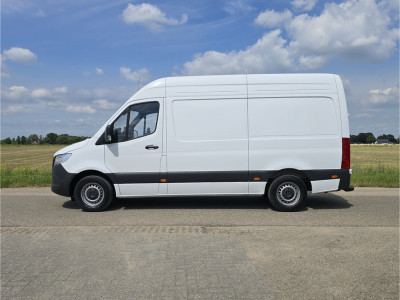 Mercedes-Benz Sprinter 315 1.9 CDI L2 H2 RWD - 150 Pk - Euro 6 - AUTOMAAT - MBUX - ParkeerCamera - foto 2