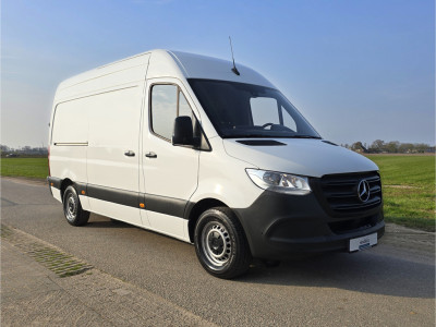 Mercedes-Benz Sprinter 315 1.9 CDI L2 H2 RWD - 150 Pk - Euro 6 - MBUX - ParkeerCamera - Airco - Cruise Control foto 10