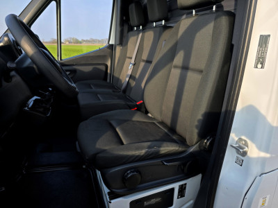 Mercedes-Benz Sprinter 315 1.9 CDI L2 H2 RWD - 150 Pk - Euro 6 - MBUX - ParkeerCamera - Airco - Cruise Control foto 21