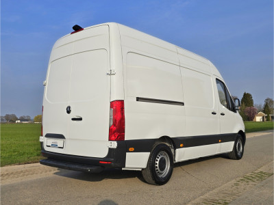 Mercedes-Benz Sprinter 315 1.9 CDI L2 H2 RWD - 150 Pk - Euro 6 - MBUX - ParkeerCamera - Airco - Cruise Control foto 8