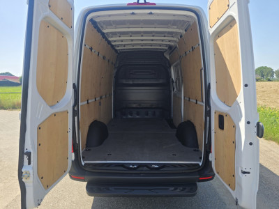 Mercedes-Benz Sprinter 315 1.9 CDI L2H2 RWD - Euro 6 - 150 Pk - MBUX - ParkeerCamera - Airco - Cruise Control 6