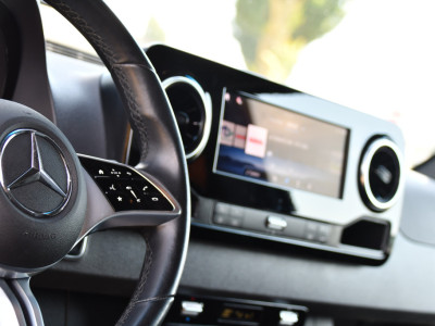 Mercedes-Benz Sprinter 315 1.9 CDI L2 Pro PB Edition FACELIFT! Adaptieve Cruise, Camera, Carplay, LED, Automaat, 10,5 Mbux, 150pk, Clima, binnenspiegel camera, Uniek! 12
