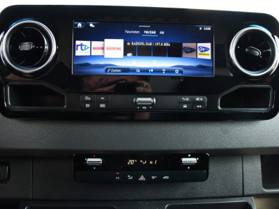 Mercedes-Benz Sprinter 315 1.9 CDI L2 Pro PB Edition FACELIFT! Adaptieve Cruise, Camera, Carplay, LED, Automaat, 10,5 Mbux, 150pk, Clima, binnenspiegel camera, Uniek! 19