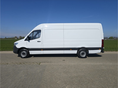 Mercedes-Benz Sprinter 315 1.9 CDI L3 H2 RWD - 150 Pk - Euro 6 - MBUX - ParkeerCamera foto 2