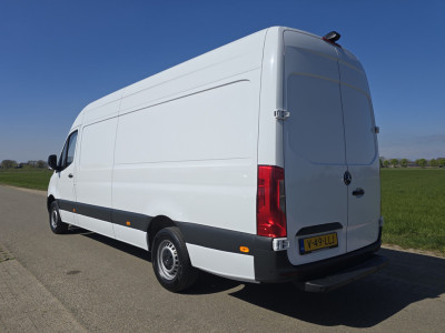 Mercedes-Benz Sprinter 315 1.9 CDI L3 H2 RWD - 150 Pk - Euro 6 - MBUX - ParkeerCamera foto 3