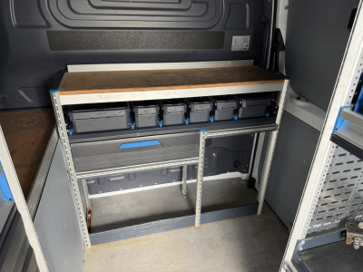 Mercedes-Benz Sprinter 315 150 PK 3.2 t / L1H1 / 2x SCHUIFDEUR / SORTIMO INRICHTING / CAMERA / CRUISE / AIRCO / CARPLAY foto 10