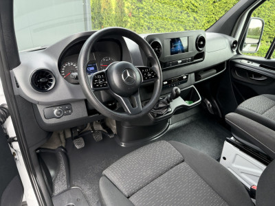 Mercedes-Benz Sprinter 315 150 PK 3.2 t / L1H1 / 2x SCHUIFDEUR / SORTIMO INRICHTING / CAMERA / CRUISE / AIRCO / CARPLAY foto 14