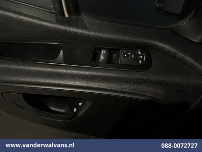 Mercedes-Benz Sprinter 315 CDI 150pk 3500kg Trekhaak L2H2 Euro6 Airco | Camera | Apple Carplay | Cruisecontrol Android Auto, Parkeersensoren, Bijrijdersbank foto 18