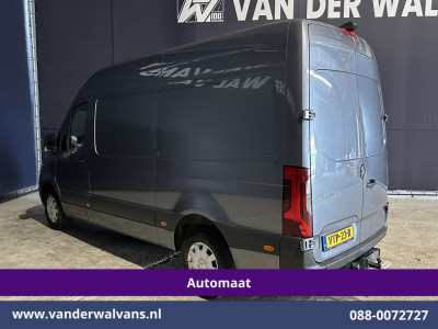 Mercedes-Benz Sprinter 315 CDI 150pk 9G-Tronic 3500kg Trekhaak L2H2 Euro6 Airco | Camera | Navigatie | MBUX | LED | Apple Carplay Android Auto, Cruisecontrol, Parkeersensoren, Bijrijdersbank foto 13