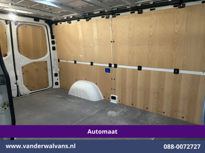 Mercedes-Benz Sprinter 315 CDI 150pk 9G-Tronic Automaat L2H1 Euro6 Airco | Camera | Navigatie | Apple Carplay Android Auto, Bijrijdersbank foto 13