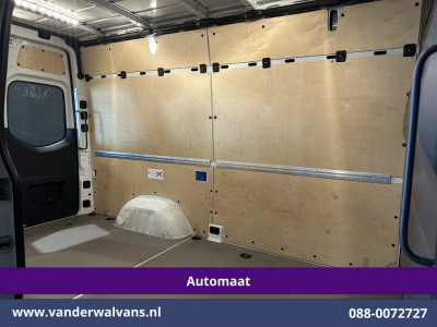 Mercedes-Benz Sprinter 315CDI 150pk 9G-Tronic Automaat L2H2 Euro6 Airco | Camera | Navigatie | Apple Carplay | Cruisecontrol Android Auto, Chauffeursstoel, Parkeersensoren, Bijrijdersbank foto 14
