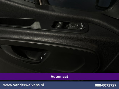 Mercedes-Benz Sprinter 315CDI 150pk 9G-Tronic Automaat L2H2 Euro6 Airco | Camera | Navigatie | Apple Carplay | Cruisecontrol Android Auto, Chauffeursstoel, Parkeersensoren, Bijrijdersbank foto 18