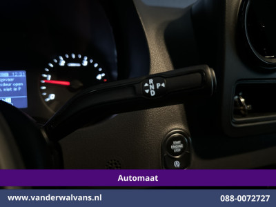 Mercedes-Benz Sprinter 315CDI 150pk 9G-Tronic Automaat L2H2 Euro6 Airco | Camera | Navigatie | Apple Carplay | Cruisecontrol Android Auto, Chauffeursstoel, Parkeersensoren, Bijrijdersbank foto 2