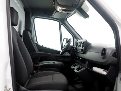 Mercedes-Benz Sprinter 315 CDI 150pk 9G Automaat RWD Bakwagen met laadklep 1.006kg laadvermogen 11-2022 foto 4