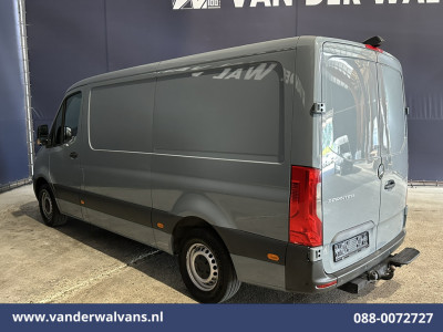 Mercedes-Benz Sprinter 315 CDI 150pk L2H1 Euro6 Airco | Camera | Navigatie | Apple Carplay | Trekhaak Android Auto, Parkeersensoren, Bijrijdersbank foto 9
