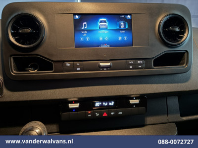 Mercedes-Benz Sprinter 315 CDI 150pk L2H2 Euro6 Airco | Camera | Apple Carplay | Android Auto Parkeersensoren, 270 Graden Achterdeuren, Bijrijdersbank 14