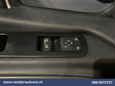 Mercedes-Benz Sprinter 315 CDI 150pk L2H2 Euro6 Airco | Camera | Apple Carplay | Android Auto Parkeersensoren, 270 Graden Achterdeuren, Bijrijdersbank 19